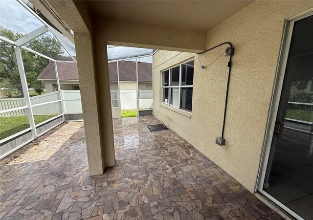 26th image of 10427 Lucaya Dr, Tampa, FL 33647 | MLS# TB8505952