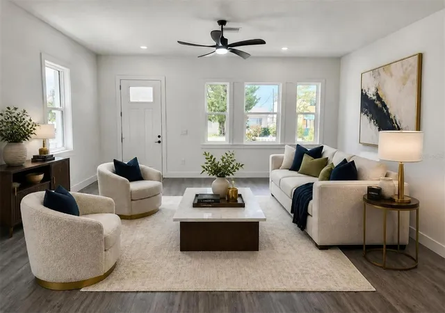 Photo 2 of Townhouse for sale at 1525 29th Avenue N, Saint Petersburg, FL 33704 | MLS# TB8505964 | Listing updated on 2026-10-12