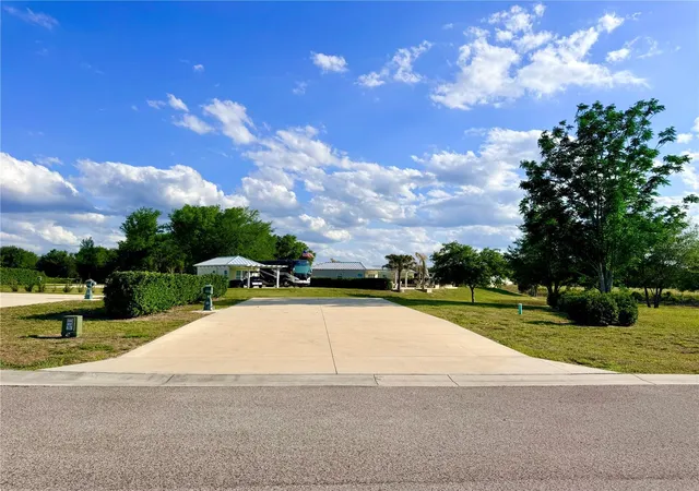 1st image of 4982 Se 92nd Blvd, Webster, FL 33597 | MLS# G5112030