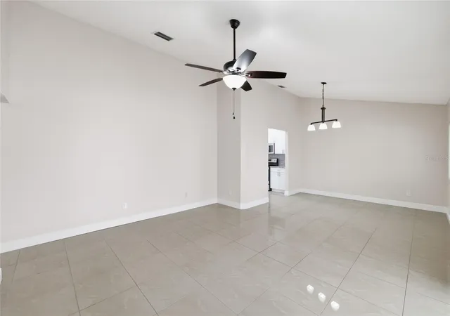 4th image of 11807 Nicklaus Cir, Tampa, FL 33624 | MLS# TB8506009