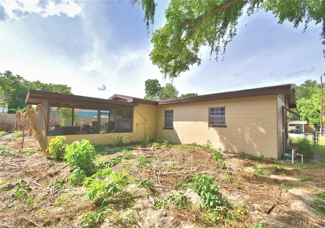 34th image of 3006 Elm St, Winter Haven, FL 33881 | MLS# P4938656
