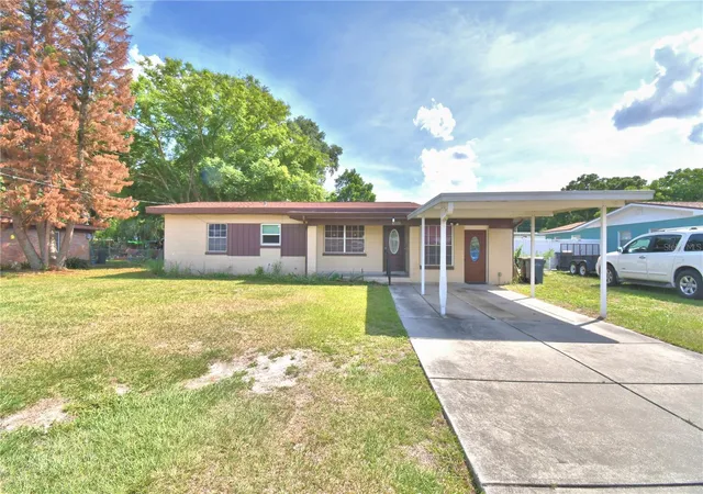4th image of 3006 Elm St, Winter Haven, FL 33881 | MLS# P4938656