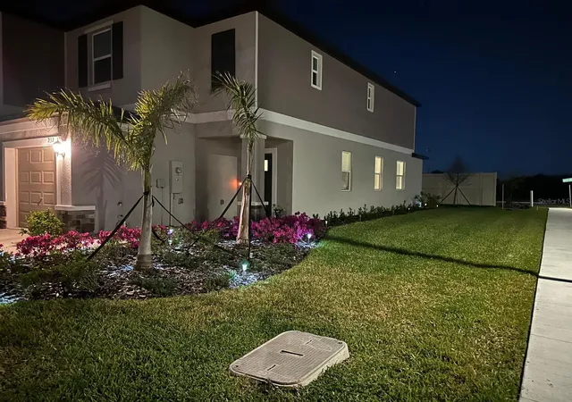 3rd image of 253 Tulip Banded Wy, Ruskin, FL 33570 | MLS# O6405558