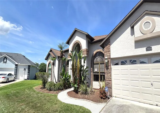 Photo 3 of Single family home for sale at 3904 Hidden Spring Pl, Valrico, FL 33596 | MLS# L4961713 | Listing updated on 2026-10-04