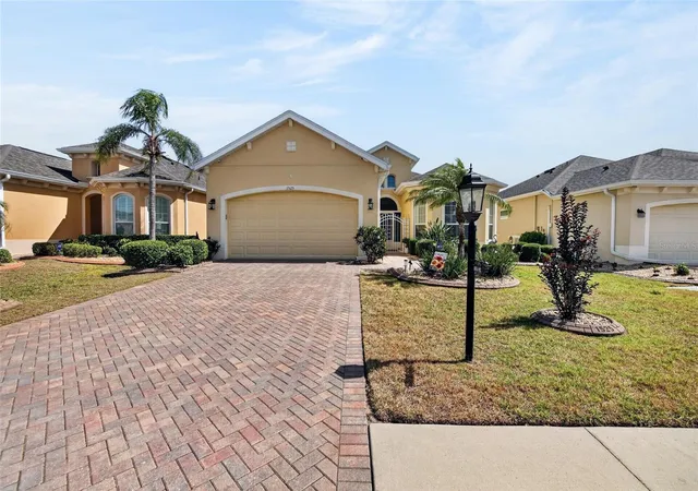 1st image of 1525 Emerald Dunes Dr, Sun City Center, FL 33573 | MLS# TB8506035