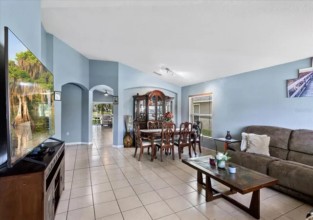 Photo 3 of Single family home for sale at 2886 Oconnell Dr, Kissimmee, FL 34741 | MLS# O6405575 | Listing updated on 2026-08-04