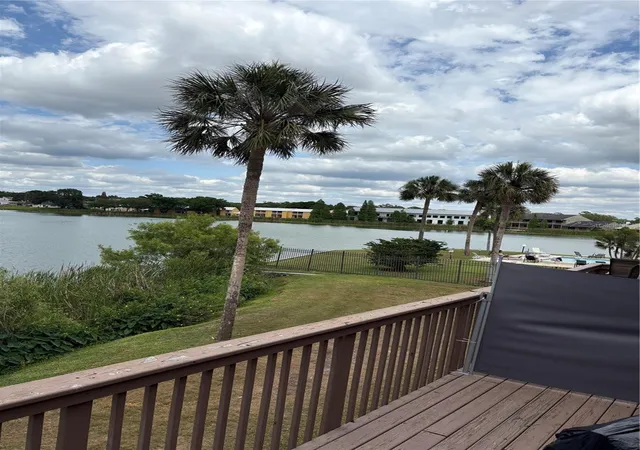 Photo 4 of Condo for sale at 1920 E EDGEWOOD DRIVE #I 10, Lakeland, FL 33803 | MLS# O6405576 | Listing updated on 2026-10-07