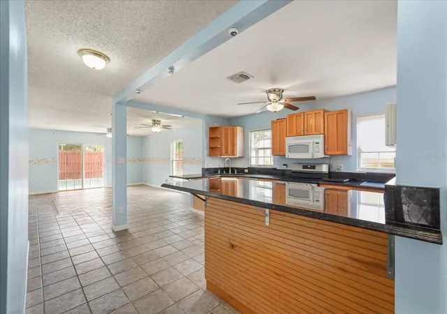 Photo 3 of Single family home for sale at 2019 Paprika Dr, Orlando, FL 32837 | MLS# O6405583 | Listing updated on 2026-08-23