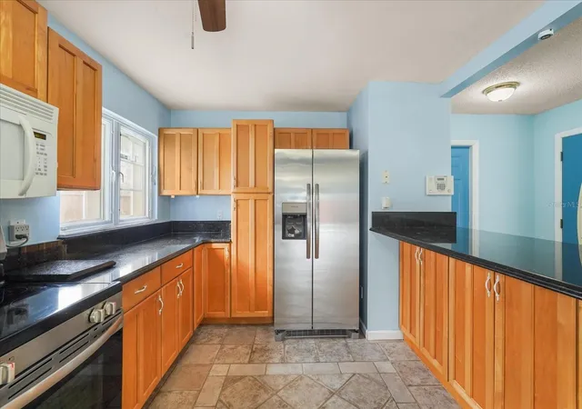 Photo 4 of Single family home for sale at 2019 Paprika Dr, Orlando, FL 32837 | MLS# O6405583 | Listing updated on 2026-08-23