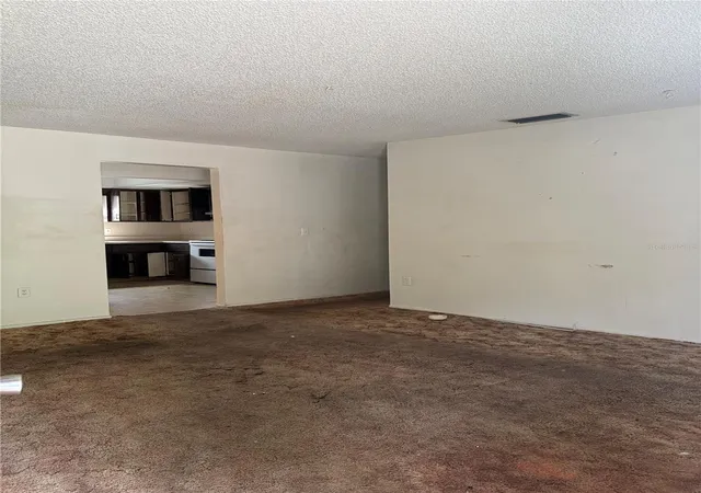 4th image of 1106 Milner Dr W, Lakeland, FL 33810 | MLS# P4938661