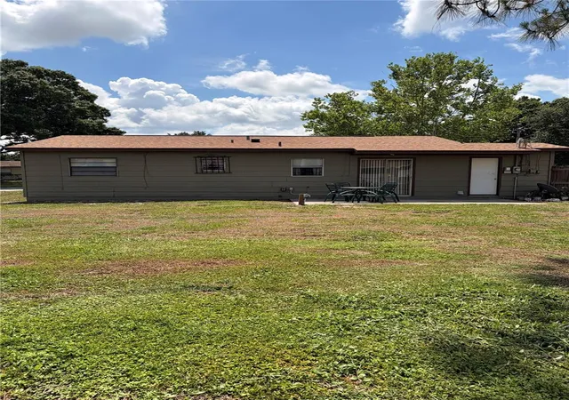 Homes for sale in Lakeland, FL | 1106 Milner Dr W, Lakeland, FL 33810 | MLS# P4938661
