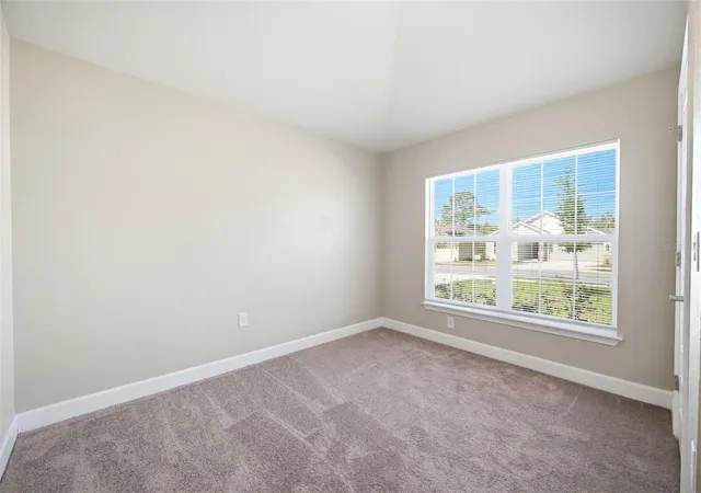 Photo 4 of Single family home for sale at 5524 Ocean Breeze Dr, Spring Hill, FL 34609 | MLS# W7885539 | Listing updated on 2026-10-20