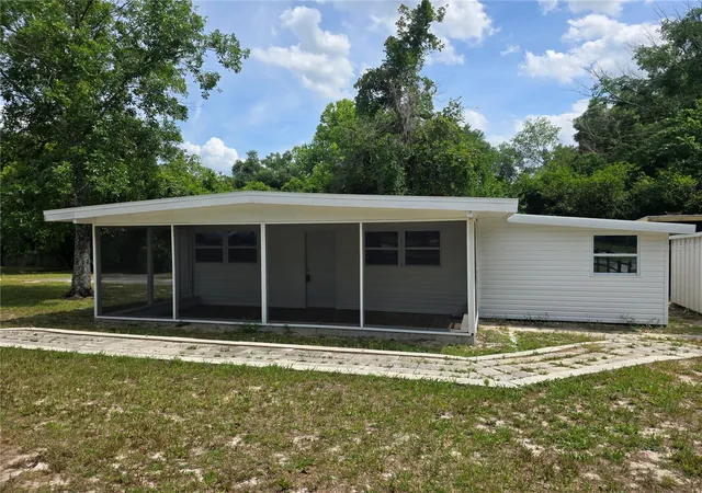 Homes for sale in Floral City, FL | 10566 E Rabbit Ln, Floral City, FL 34436 | MLS# OM724226