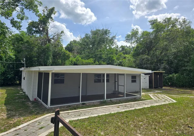 Homes for sale in Floral City, FL | 10566 E Rabbit Ln, Floral City, FL 34436 | MLS# OM724226