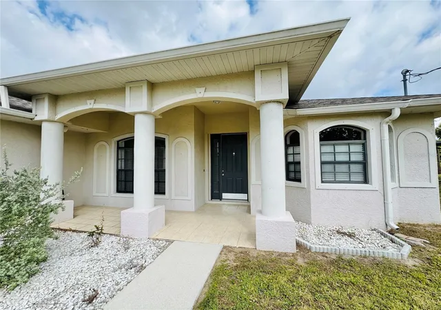 Photo 3 of Single family home for sale at 3309 N Cranberry Blvd, North Port, FL 34286 | MLS# N6144245 | Listing updated on 2026-08-31
