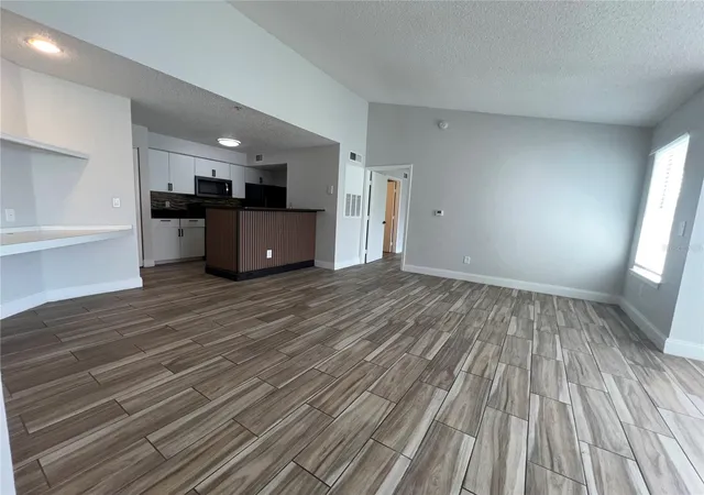 Listing Photo 5 - Condo for sale in building located at 2208 Antigua Pl, Kissimmee, FL 34741 - Unit #938