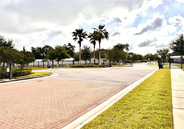 62nd image of 1020 Oliveto Verdi Ct, Brandon, FL 33511 | MLS# TB8506095