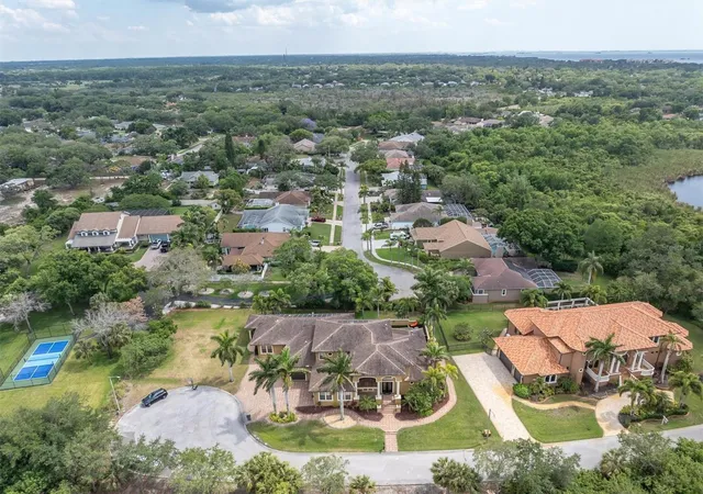 2nd image of 1067 Ashland Ave, Tarpon Springs, FL 34689 | MLS# TB8506106