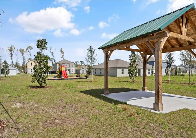 Photo 4 of Sale Pending at 1367 Blue Ash Ln, Deland, FL 32720 | MLS# O6405664 | Listing updated on 2026-07-20