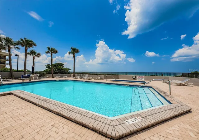 Homes for sale in Clearwater, FL | 1660 Gulf Blvd, Clearwater, FL 33767