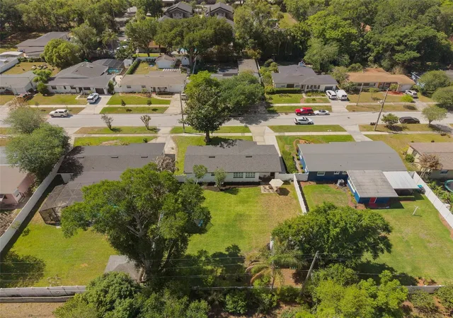 38th image of 2907 Vine St, Orlando, FL 32806 | MLS# O6405691