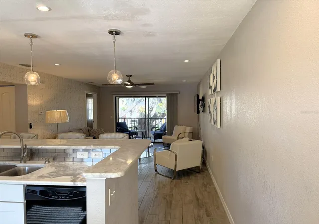 5th image of 3001 58Th Ave S #610, Saint Petersburg, FL 33712 | MLS# TB8506165