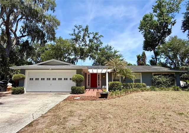 Photo 1 of Single family home for sale at 6322 Oak Sq E, Lakeland, FL 33813 | MLS# L4961726 | Listing updated on 2026-10-03