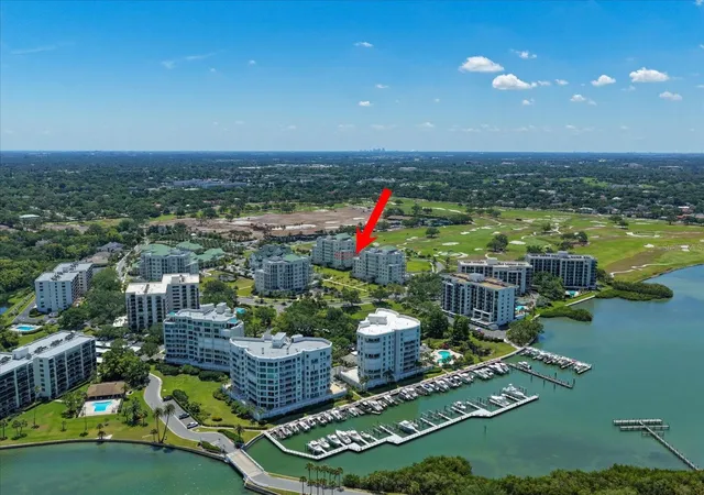 3rd image of 85 Belleview Blvd #401, Belleair, FL 33756 | MLS# TB8506169
