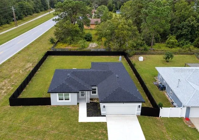 Single family home for sale at 1 Oak Trl, OCALA, FL 34472 | MLS# OM724252