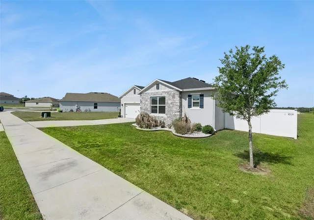 2nd image of 2429 Begonia St, Mascotte, FL 34753 | MLS# O6405735
