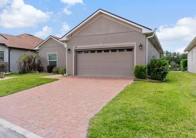 Photo 2 of Single family home for sale at 1108 Sawgrass Dr, Winter Haven, FL 33884 | MLS# S5149437 | Listing updated on 2026-05-14