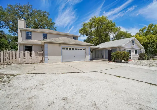 3rd image of 3220 County Road 1, Dunedin, FL 34698 | MLS# TB8506198
