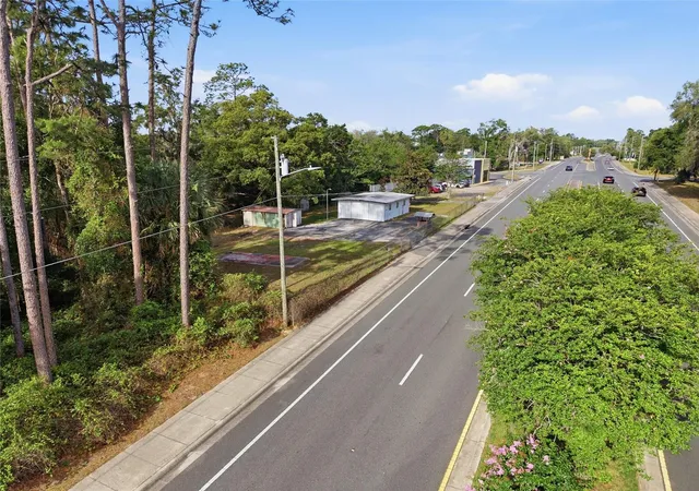 16th image of 320 Hwy 466, Lady Lake, FL 32159 | MLS# OM724268