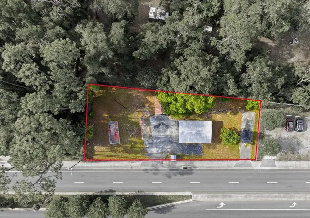 4th image of 320 Hwy 466, Lady Lake, FL 32159 | MLS# OM724268