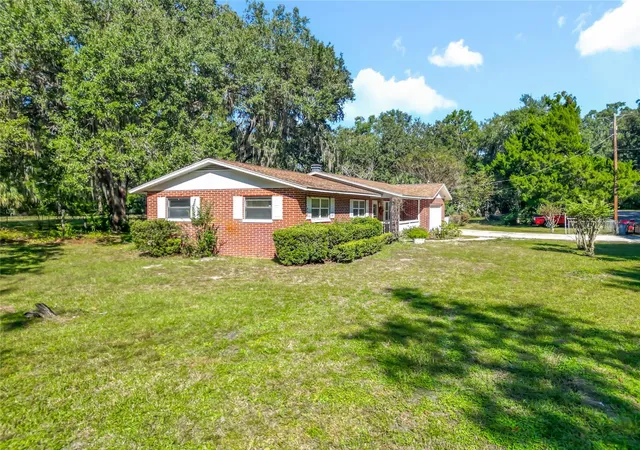 Photo 3 of Single family home for sale at 7802 Mizell St, Coleman, FL 33521 | MLS# OM724271 | Listing updated on 2026-07-24