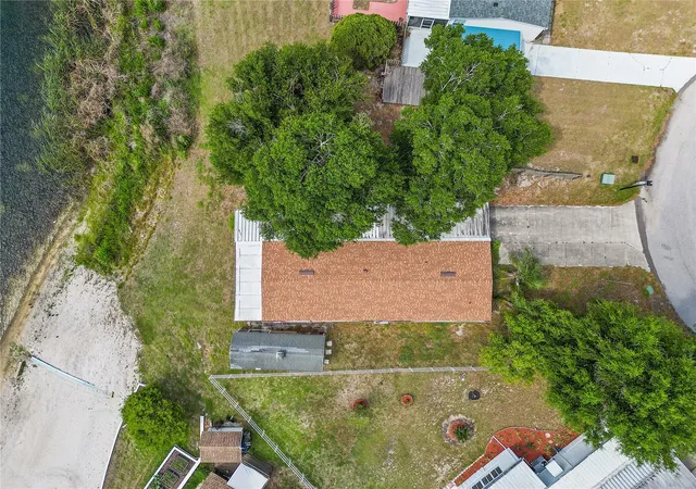 Photo 3 of Manufactured home for sale at 1025 Carver St, Lake Wales, FL 33853 | MLS# K4903477 | Listing updated on 2026-08-20