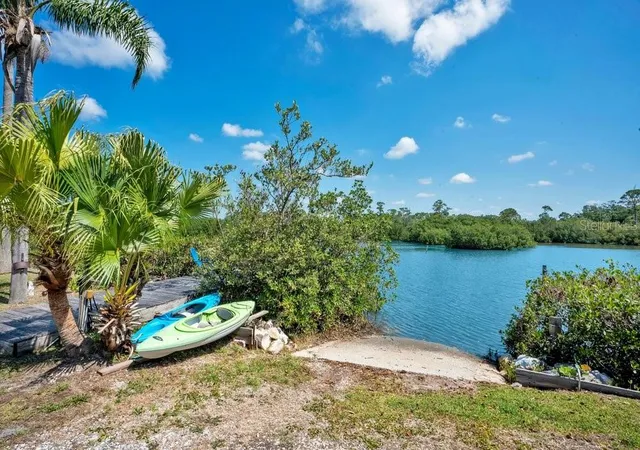 Photo 3 of Single family home for sale at 3858 Shore Blvd, Oldsmar, FL 34677 | MLS# TB8506221 | Listing updated on 2026-09-13