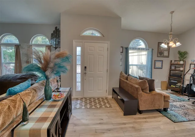 2nd image of 4303 Orange Ridge Ct, Valrico, FL 33596 | MLS# TB8506230