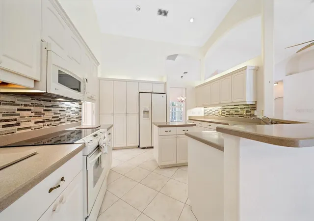 Photo 4 of Single family home for sale at 630 Old Englewood Rd, Englewood, FL 34223 | MLS# A4692871 | Listing updated on 2026-09-25