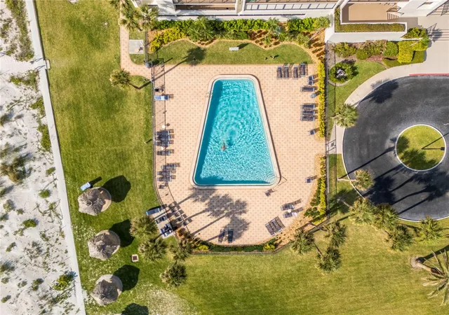 Homes for sale in Clearwater, FL | 1460 Gulf Blvd, Clearwater, FL 33767