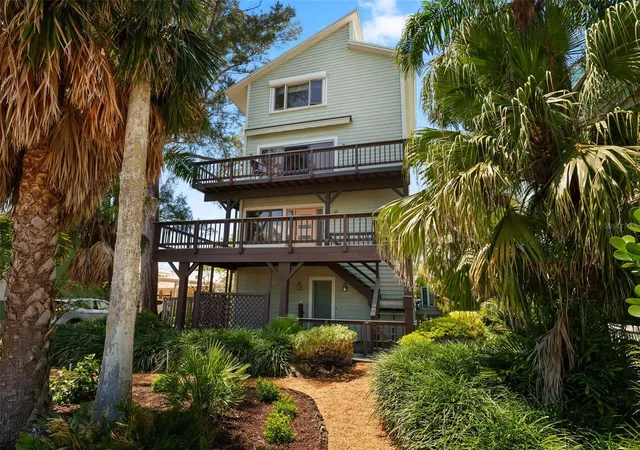 Photo 3 of Single family home for sale at 1304 Pass A Grille Way, St Pete Beach, FL 33706 | MLS# TB8506258 | Listing updated on 2026-10-31