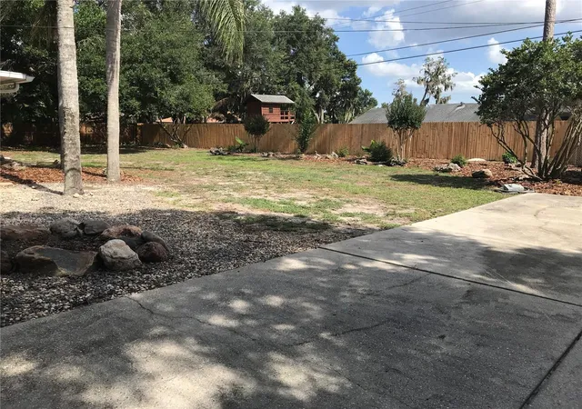 Homes for sale in Mulberry, FL | 3460 Sandpiper Ln, Mulberry, FL 33860 | MLS# L4961729