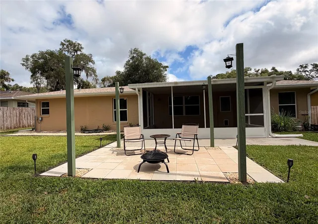 4th image of 521 Hiawatha Ave, Inverness, FL 34452 | MLS# TB8506267