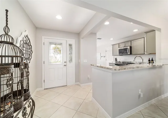 5th image of 3285 Dressendorfer Dr, The Villages, FL 32163 | MLS# OM724285