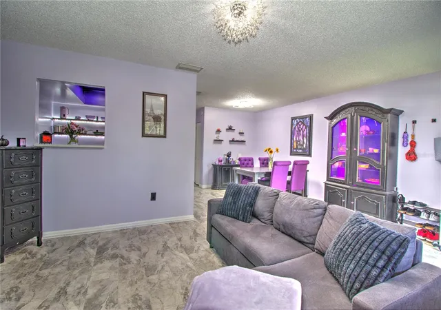 2nd image of 1640 Ne 40th Ave #204, Ocala, FL 34470 | MLS# OM724287