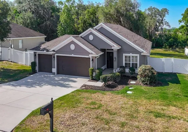 Photo 2 of Single family home for sale at 12244 Loopback Dr, San Antonio, FL 33576 | MLS# TB8506279 | Listing updated on 2026-10-06