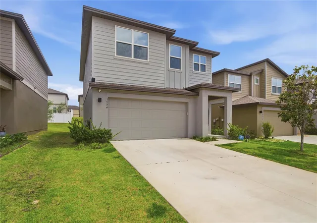 Photo 2 of Single family home for sale at 1794 Sundance Chase Rd, Minneola, FL 34715 | MLS# O6405865 | Listing updated on 2026-09-07