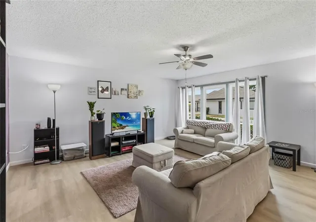 Listing Photo 5 - Condo for sale in building located at 1489 Magellan Cir, Orlando, FL 32818 - Unit #603