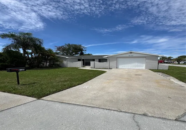 Photo 1 of Single family home for sale at 6135 Seabreeze Dr, Port Richey, FL 34668 | MLS# TB8506313 | Listing updated on 2026-10-23