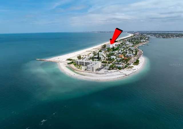 3rd image of 403 Gulf Wy #601, St Pete Beach, FL 33706 | MLS# TB8506342